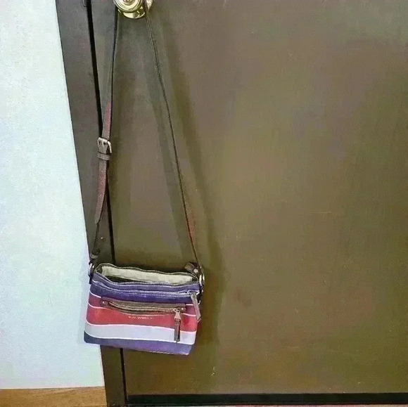 Dana Buchman Purse & envelope wallet.  Purple striped. - Picture 12 of 16